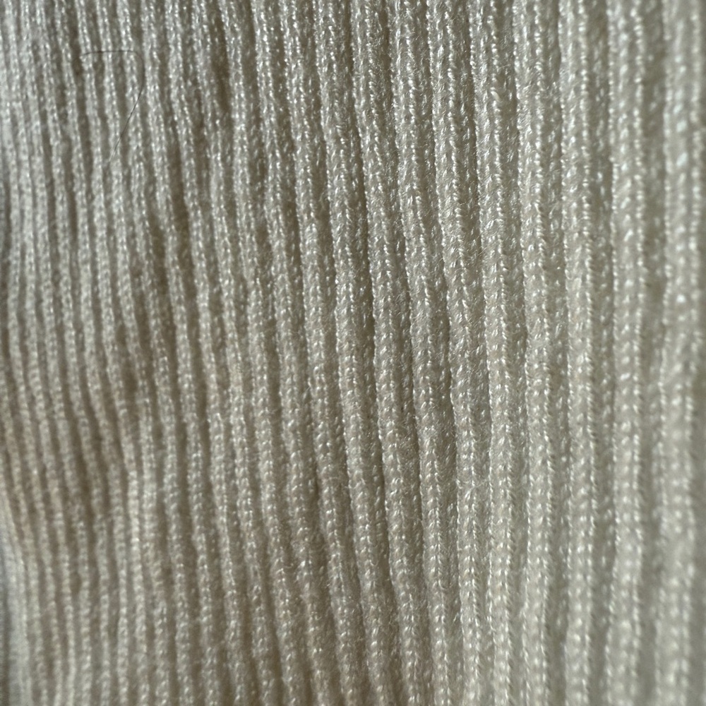 Off-White Ribbed Knit Tank Top - Picture 5 of 5